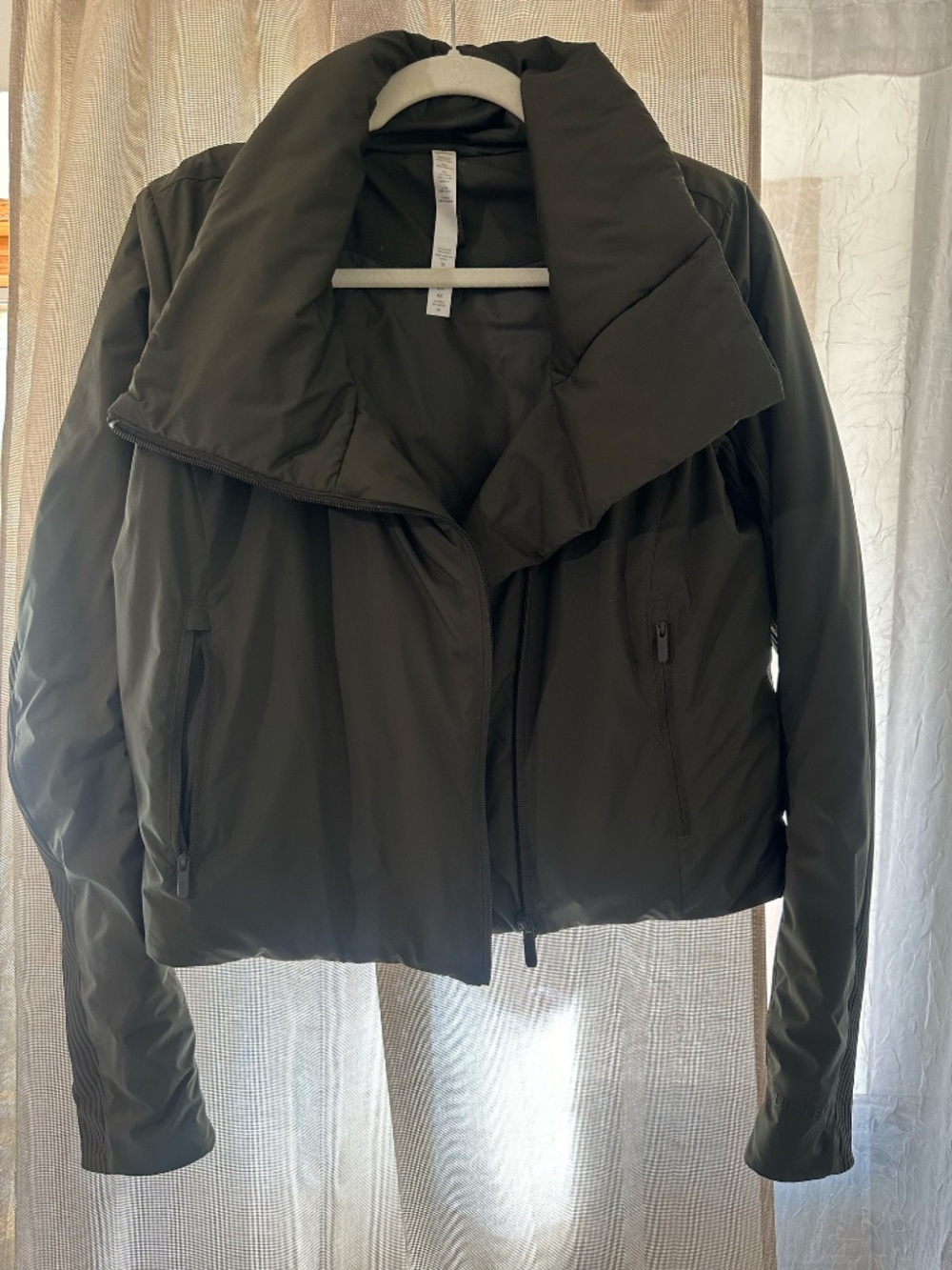 Lululemon Sleek City Jacket / Dark Olive Size 10